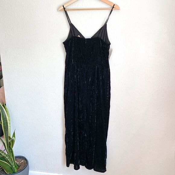 NWT ELLA MOSS WOMEN'S VELVET PLUNGING CAMI JUMPSUIT ROMPER BLACK LARGE WIDE LEG - Picture 8 of 12